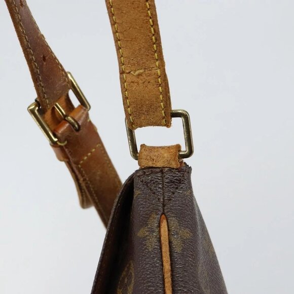 LOUIS VUITTON Monogram Musette Salsa Long Shoulder Bag - Picture 8 of 14